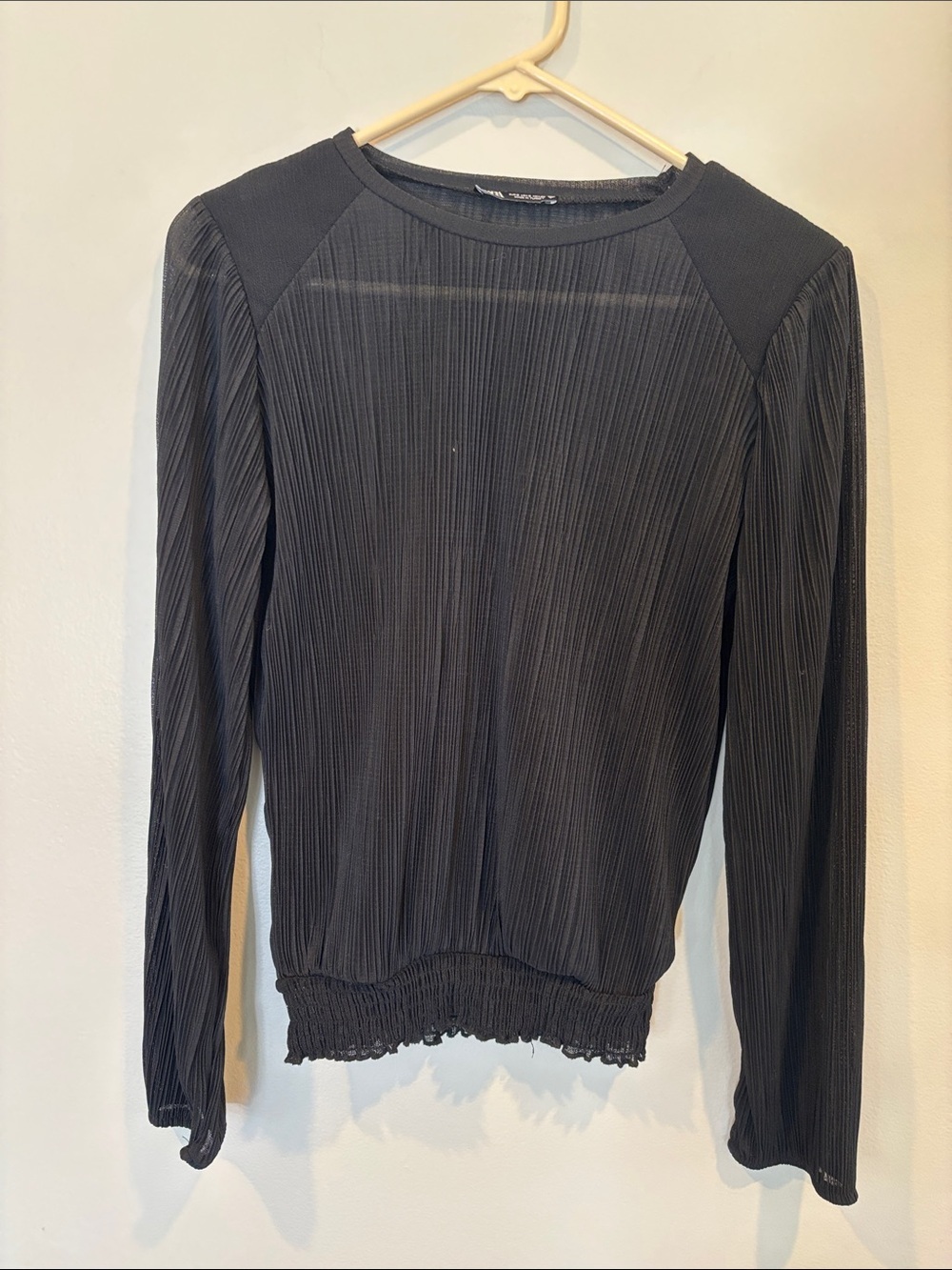 Zara Black Long-Sleeve Pleated Top - Picture 1 of 3